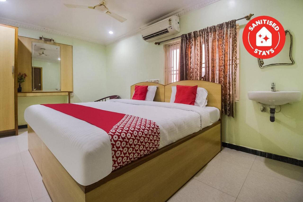 Oyo 70841 Hotel Anjali Residency Velur Екстериор снимка